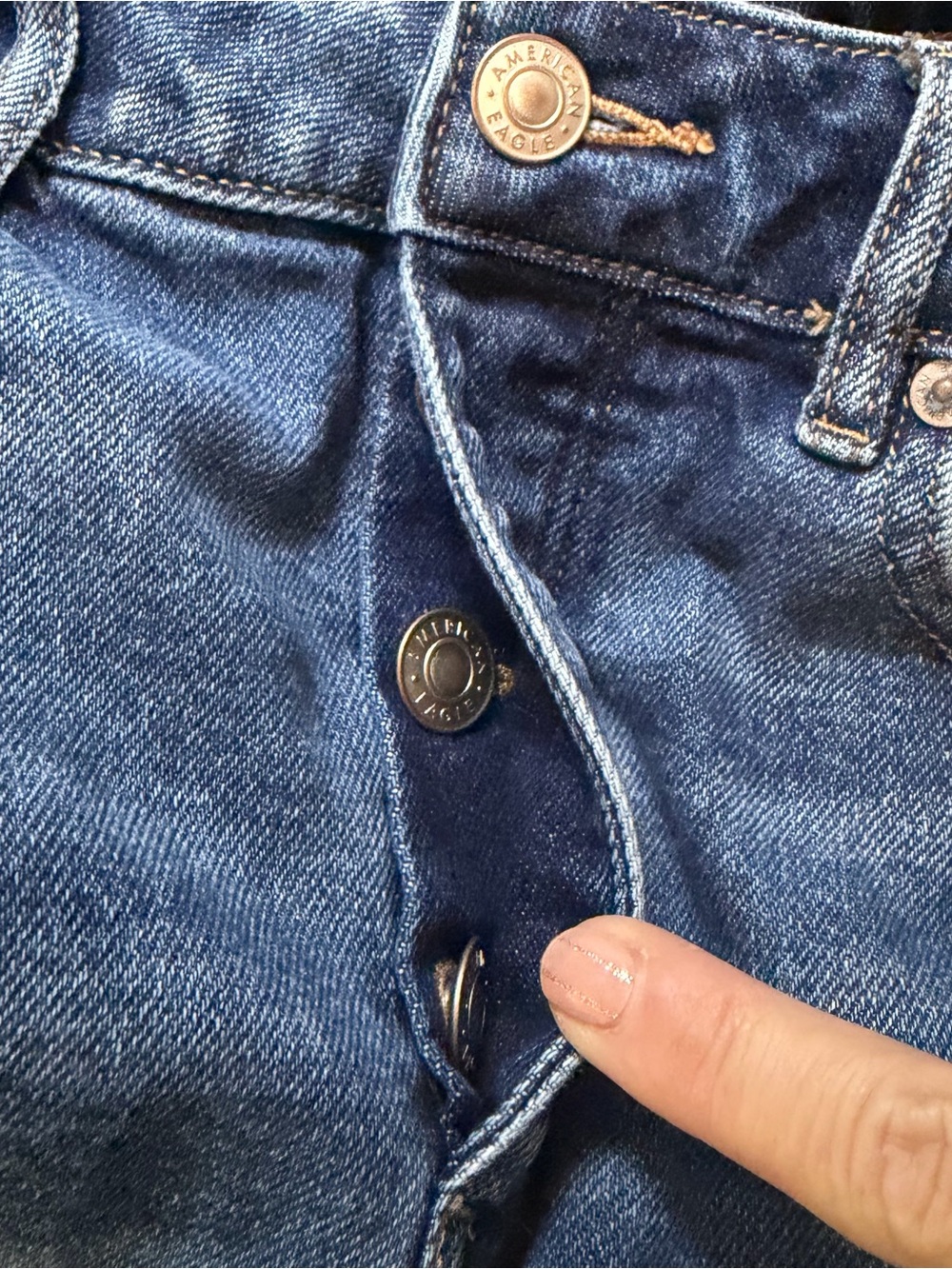 American Eagle Outfitters Tomgirl Stretch Blue Jeans Button Fly. Size 4 Short - Picture 7 of 14